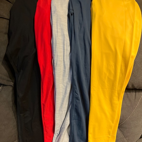 Woman’s stretchy leggings (5pairs lg/xl) - Picture 2 of 3